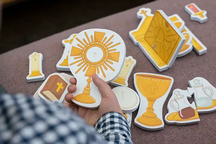 Quiet Mass Set for Catholic faith learning and quiet play
