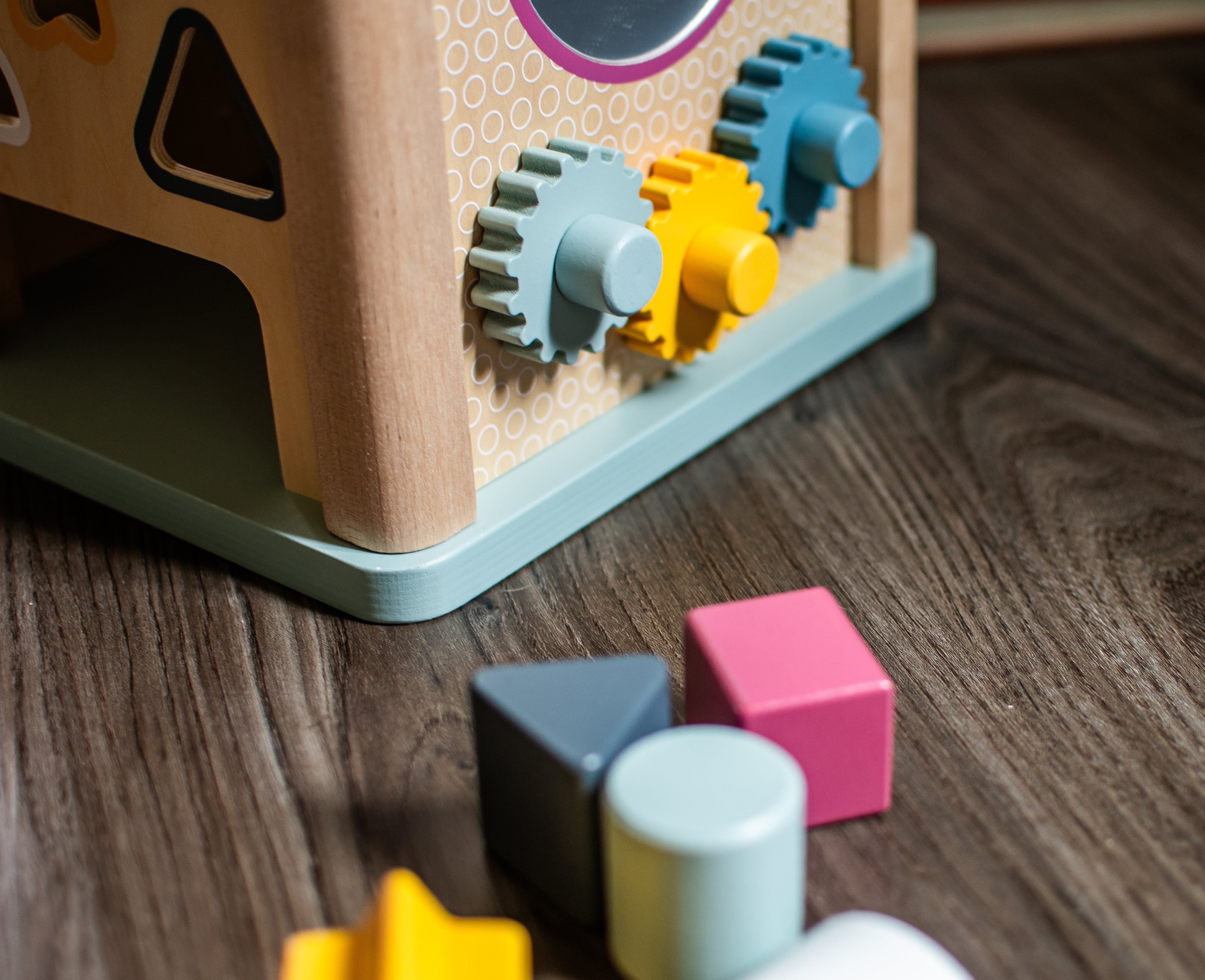 Toddler Activity Cube with Shapes, Gears & Sliders