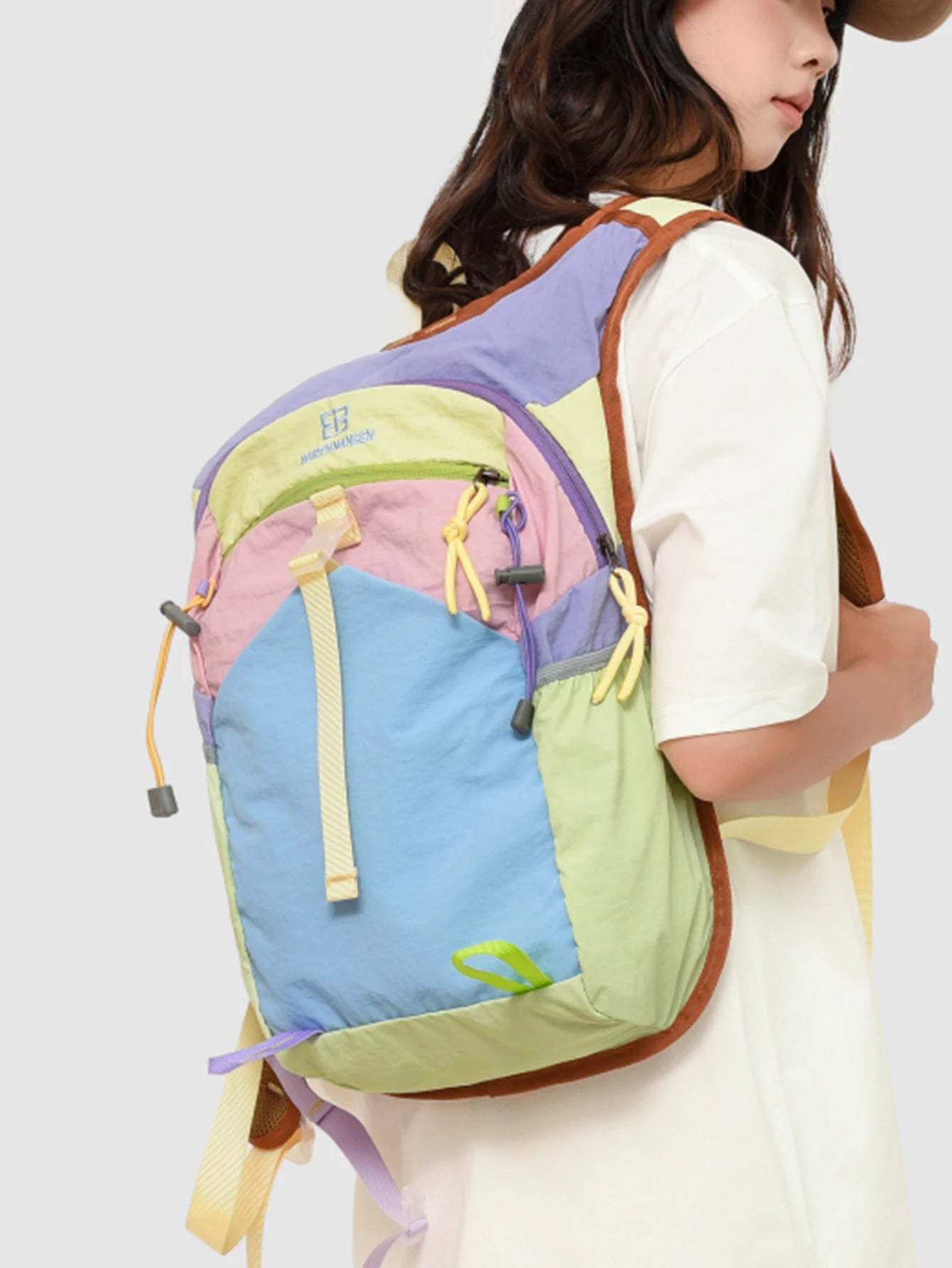 Fashionable Multifunctional Backpack, Contrasting Colors, Suitable for Travel Backpacks, Sports Backpacks, Hiking Backpacks, Etc