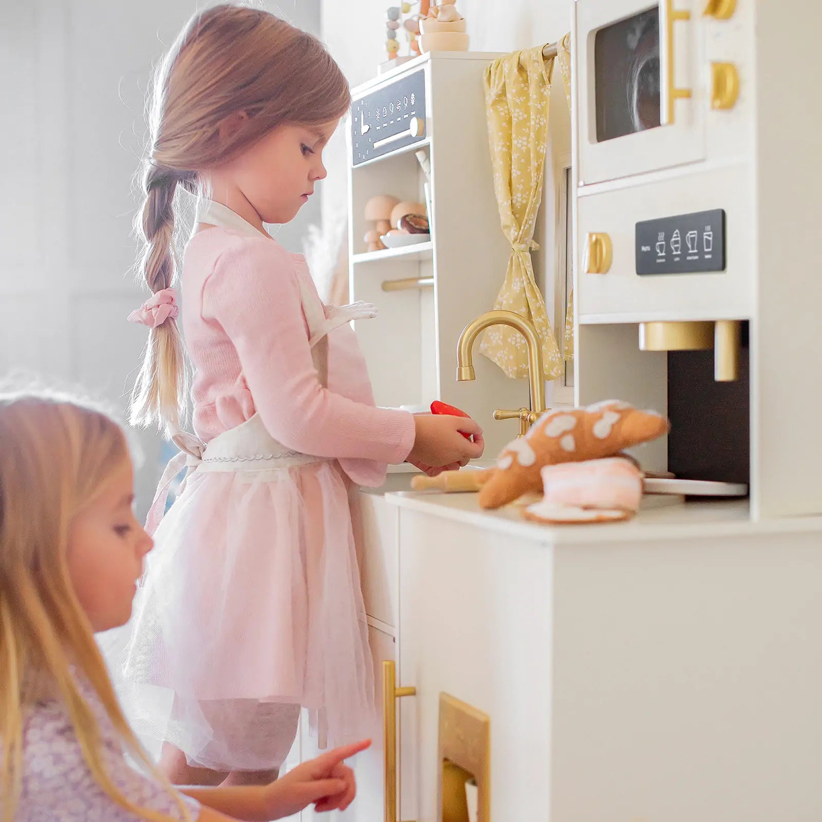 Tiny Land wooden play kitchen feature overview